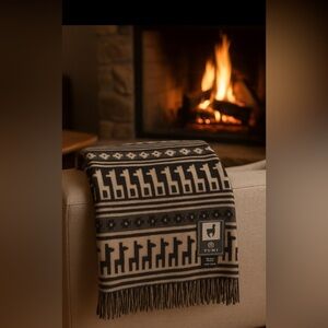 TUMI Alpaca Wool Throw Blanket – Peru Luxury Soft & Warm NEW